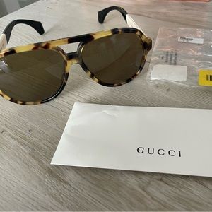 Gucci GG0463S glasses